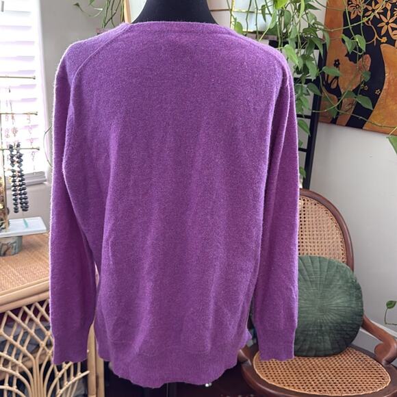 Oats Cashmere by Debra Hayburn Heathered Purple V-Neck Sweater - Picture 2 of 3
